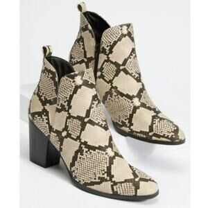 New! Rue 21 Women's Snake Print Chunky Block Heel Ankle Booties